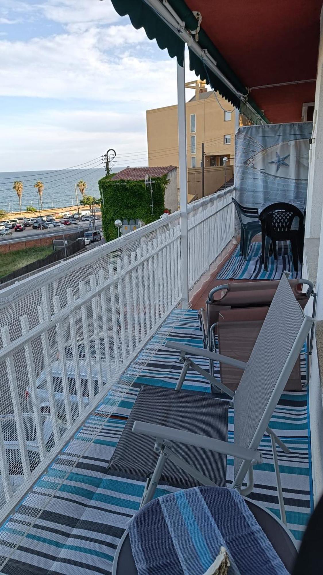 Canet Playa Y Centro Con Free Wifi Apartment Canet De Mar Luaran gambar